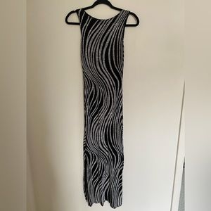 Slinky 90’s maxi dress